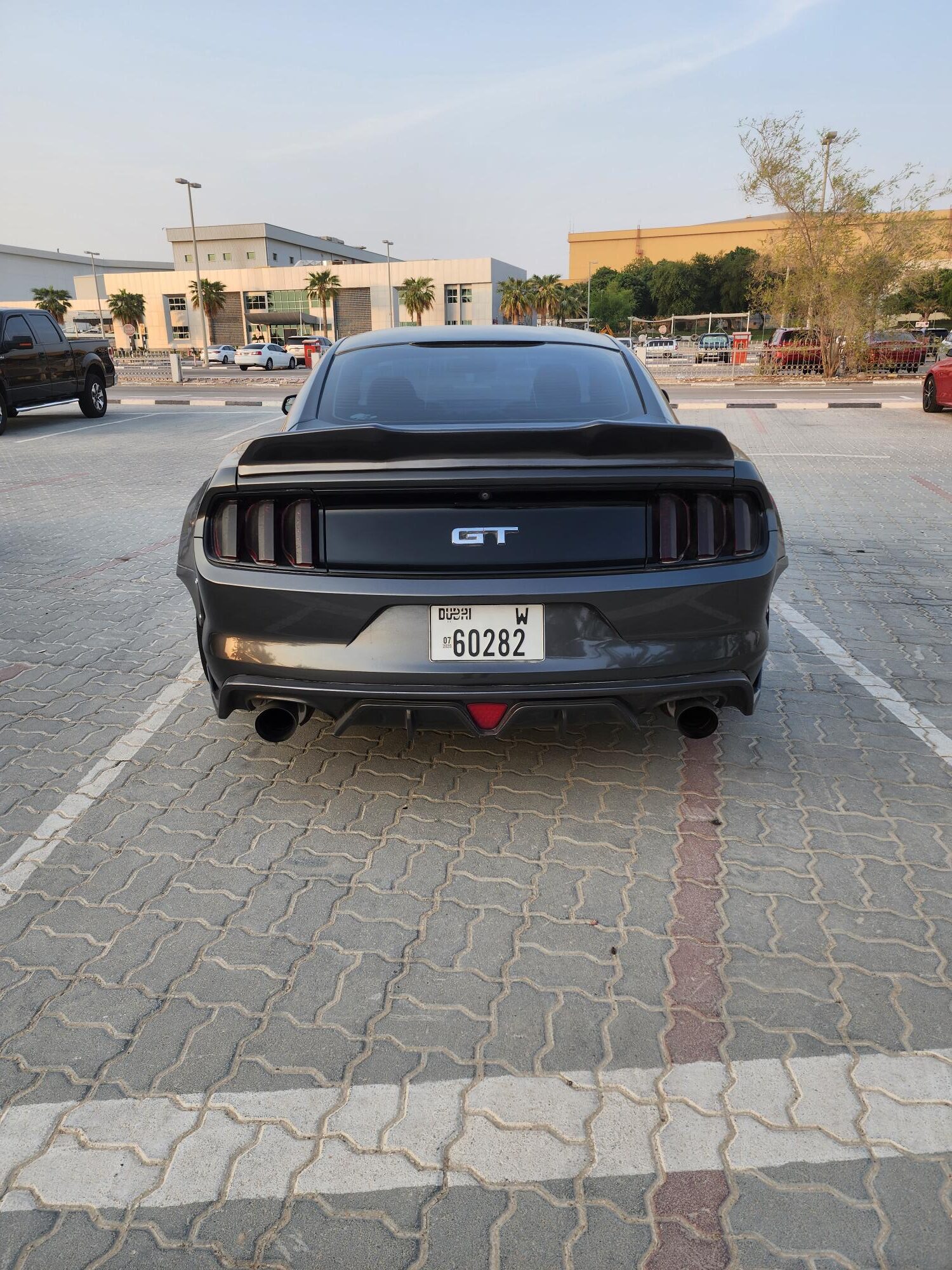 2017 Ford Mustang GT 5.0 V8, US spec for sale in Dubai, UAE – photo 3 of 11