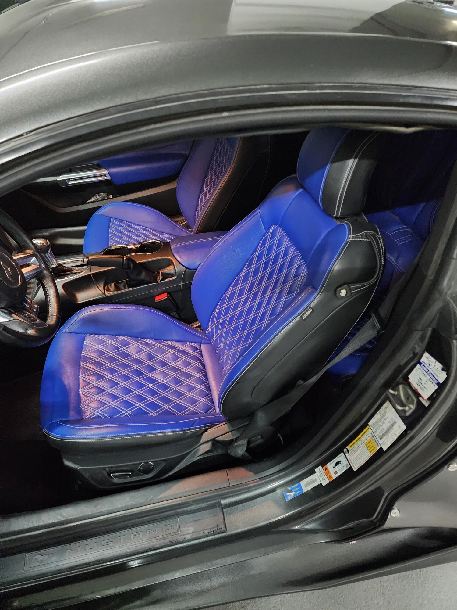 2017 Ford Mustang GT 5.0 V8, US spec for sale in Dubai, UAE – photo 6 of 11