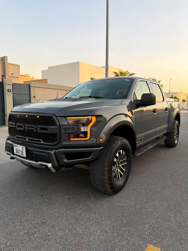 2018 Ford Raptor - Test for sale in Dubai, UAE – photo 3 of 3