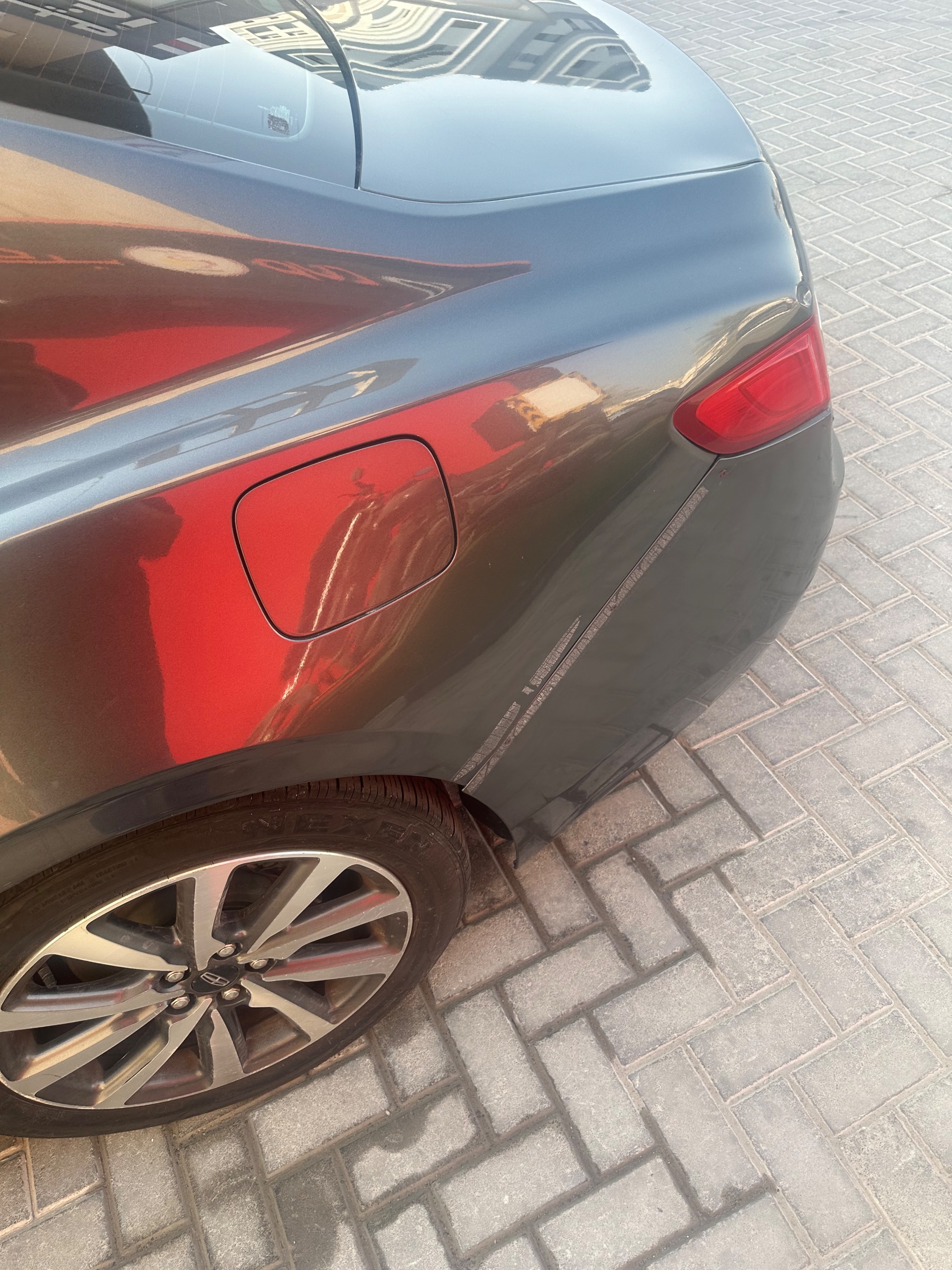 Lincoln Continental – 2019 for sale in Ajman, UAE – photo 10 of 11