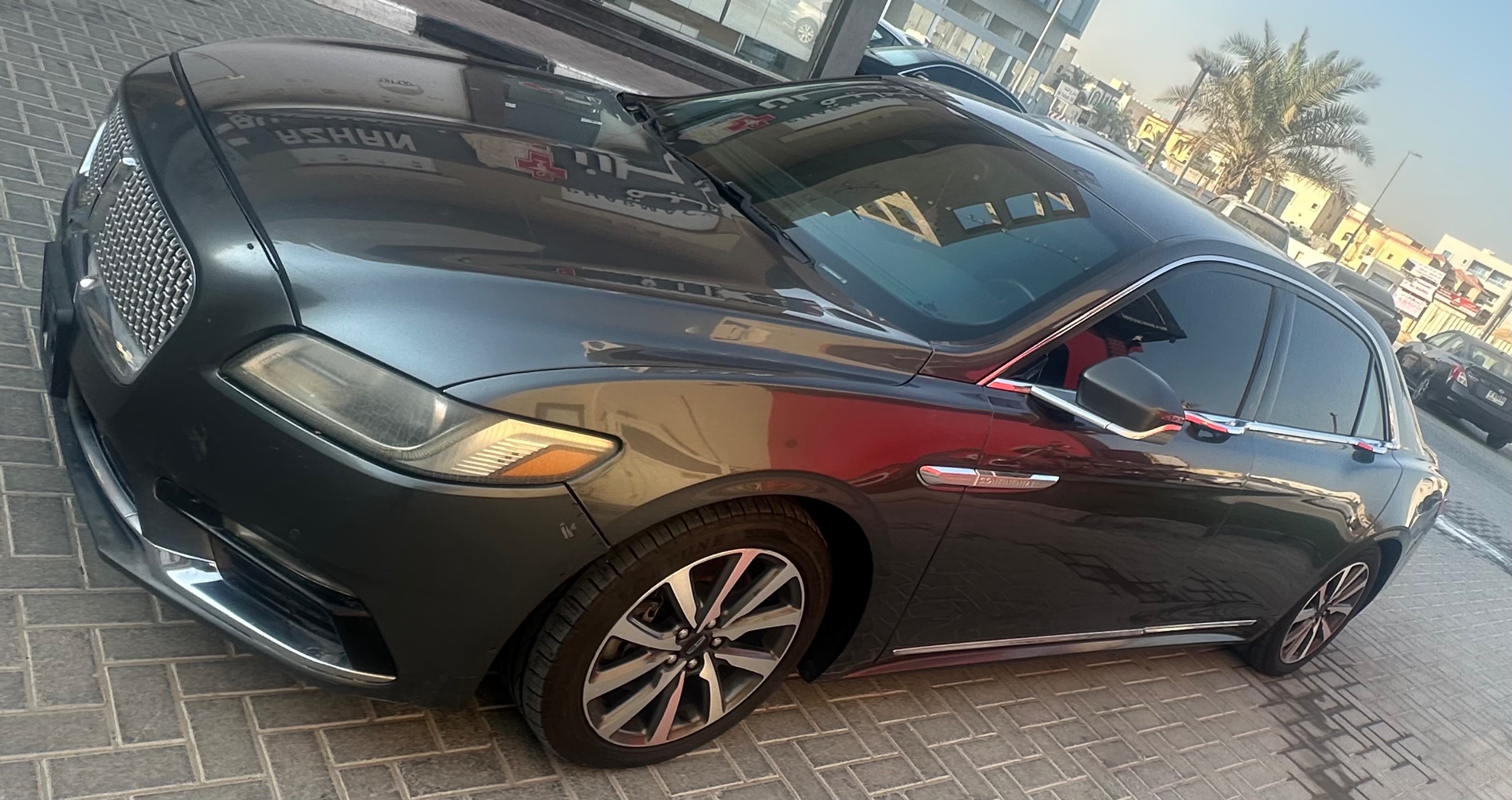 Lincoln Continental – 2019 for sale in Ajman, UAE – photo 7 of 11