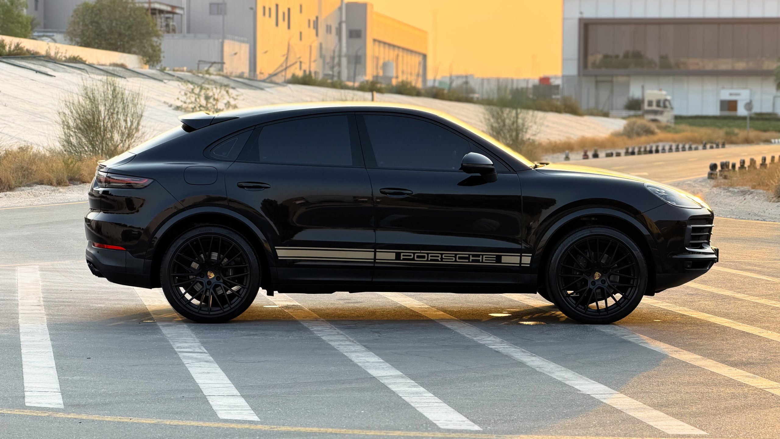 2021 Porsche Cayenne Coupe for sale in Dubai, UAE – photo 13 of 20