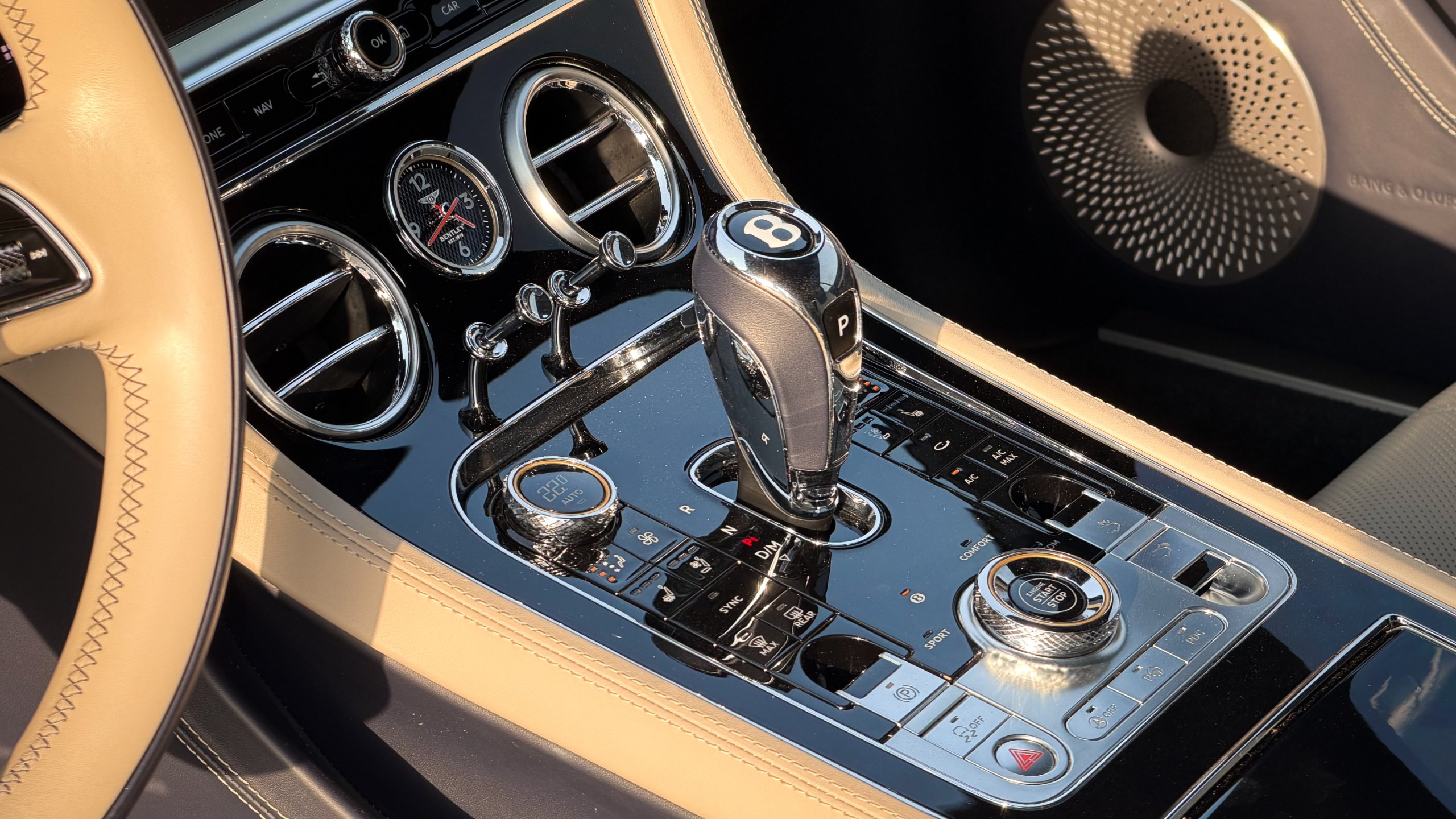 2022 Bentley Continental GT V8 for sale in Dubai, UAE – photo 16 of 20