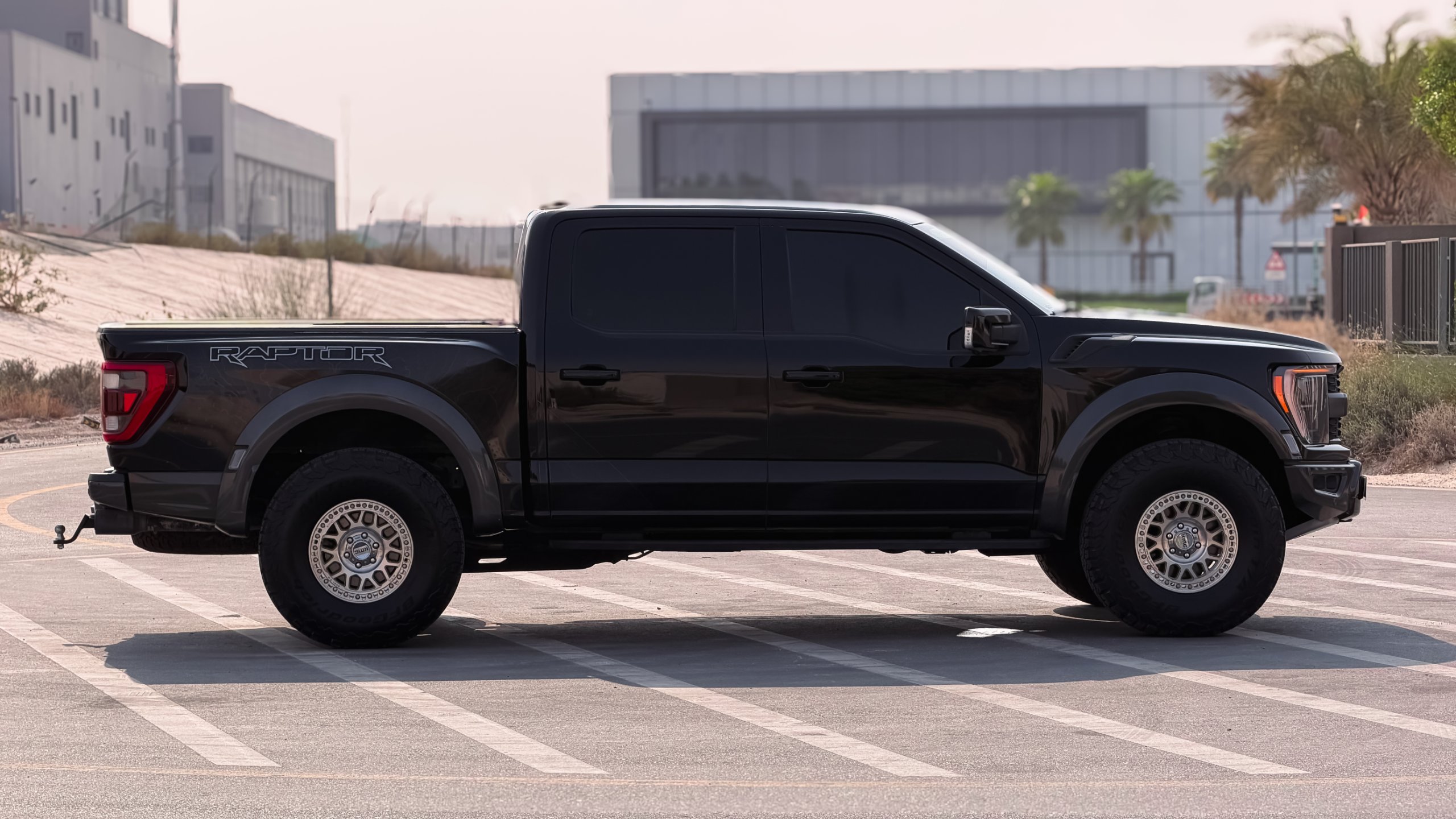 2023 Ford F-150 Raptor (37 Package) for sale in Dubai, UAE – photo 13 of 20