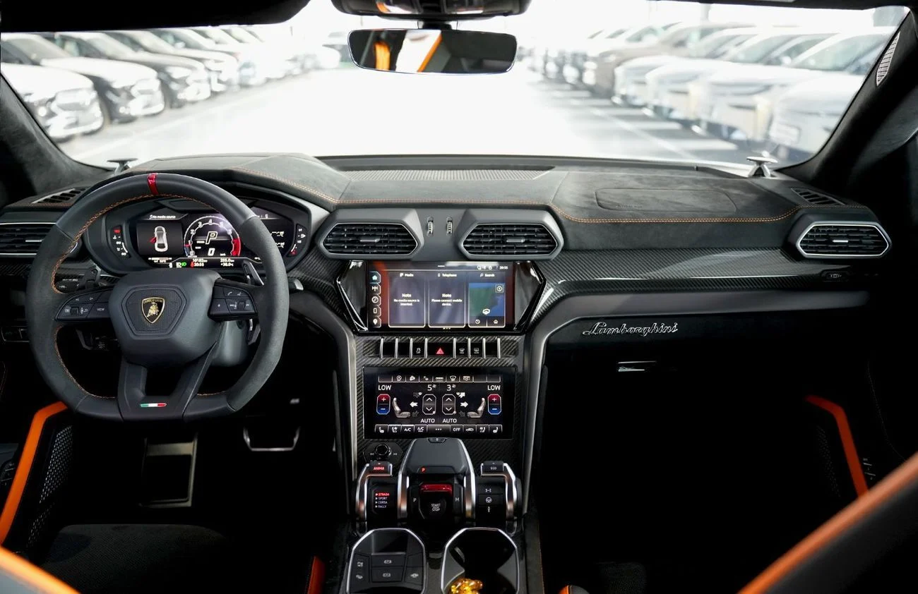 2024 Lamborghini Urus PERFORMANTE for sale in Dubai, UAE – photo 13 of 18
