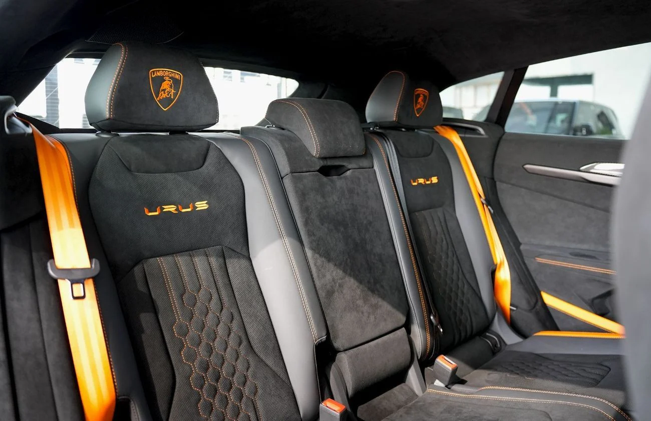 2024 Lamborghini Urus PERFORMANTE for sale in Dubai, UAE – photo 16 of 18