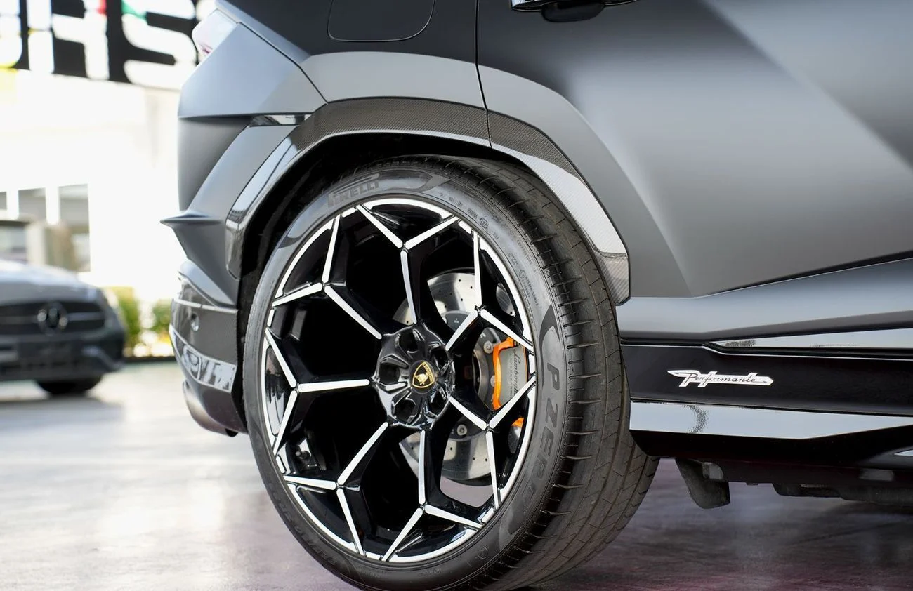 2024 Lamborghini Urus PERFORMANTE for sale in Dubai, UAE – photo 7 of 18