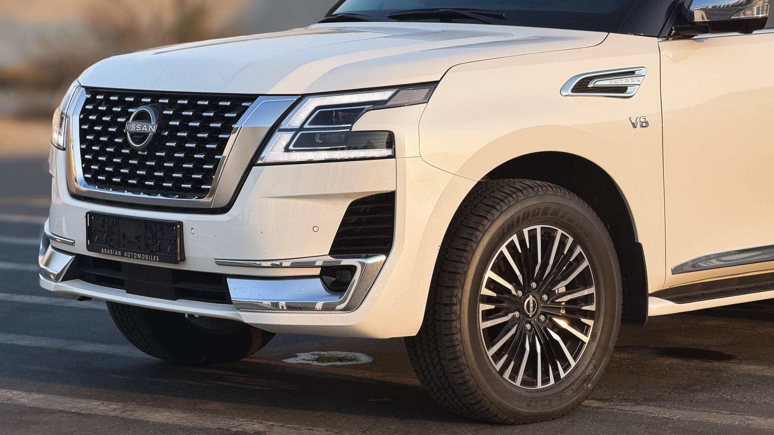 2024 Nissan Patrol LE Platinum City for sale in Dubai, UAE – photo 2 of 20