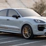 2024 Porsche Cayenne Turbo GT thumbnail 14