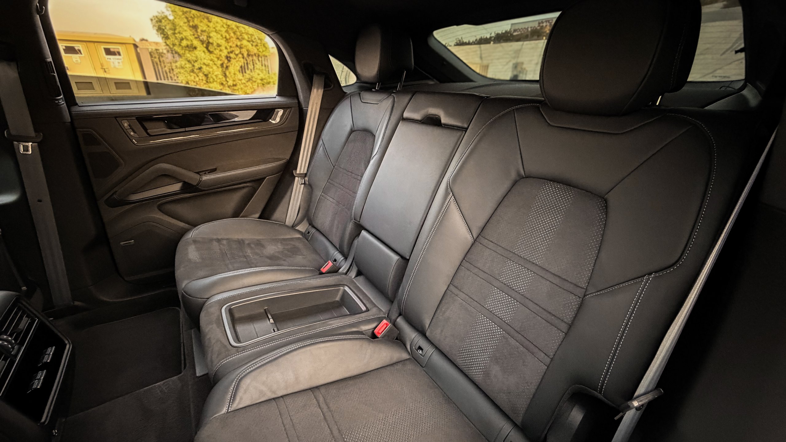 2024 Porsche Cayenne Turbo GT for sale in Dubai, UAE – photo 19 of 20