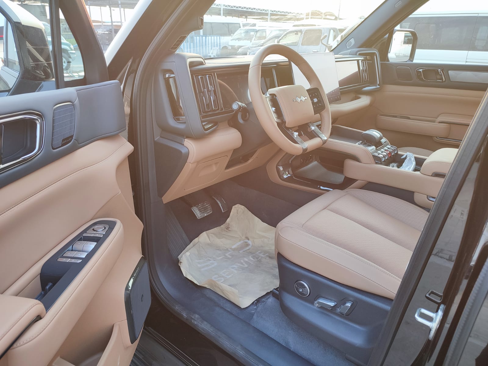 2026 BYD LEOPARD 5 (BAO 5) DMO PLUG-IN HYBRID!EXPORT ONLY. for sale in Dubai, UAE – photo 2 of 6