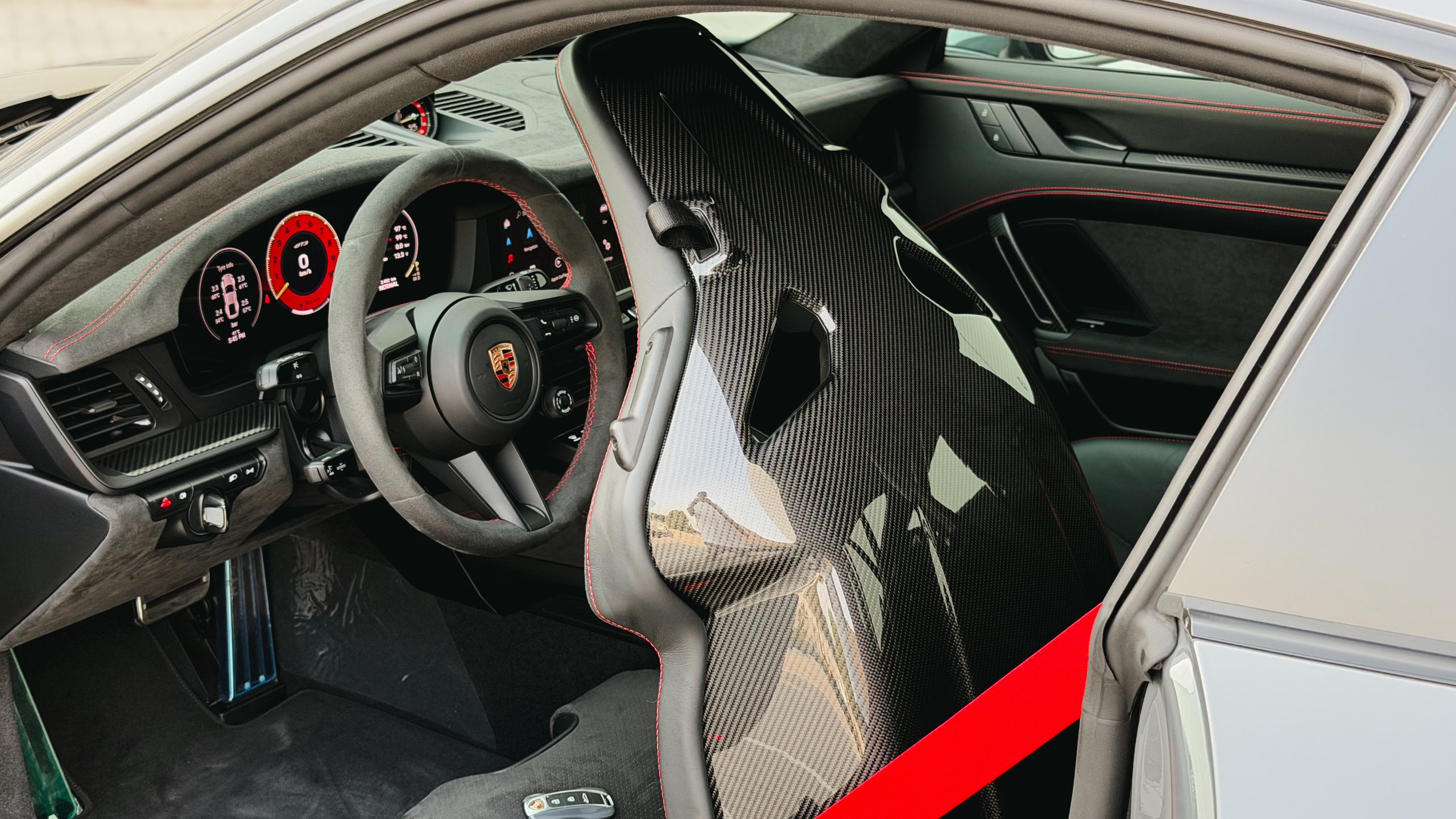 2026 Porsche 911 GT3 Weissach for sale in Dubai, UAE – photo 18 of 20