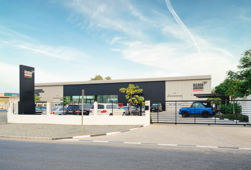 SilberArrows – Mercedes-Benz Service Centre – car garage in Al Quoz, Dubai – photo 1 of 24