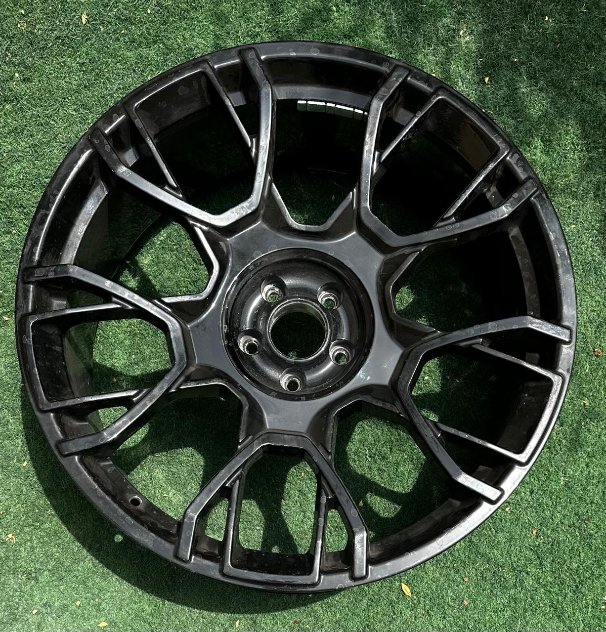 LUXURY ROLLS-ROYCE-STYLE RIMS – SET OF 4 for sale in Dubai, UAE – photo 2 of 4