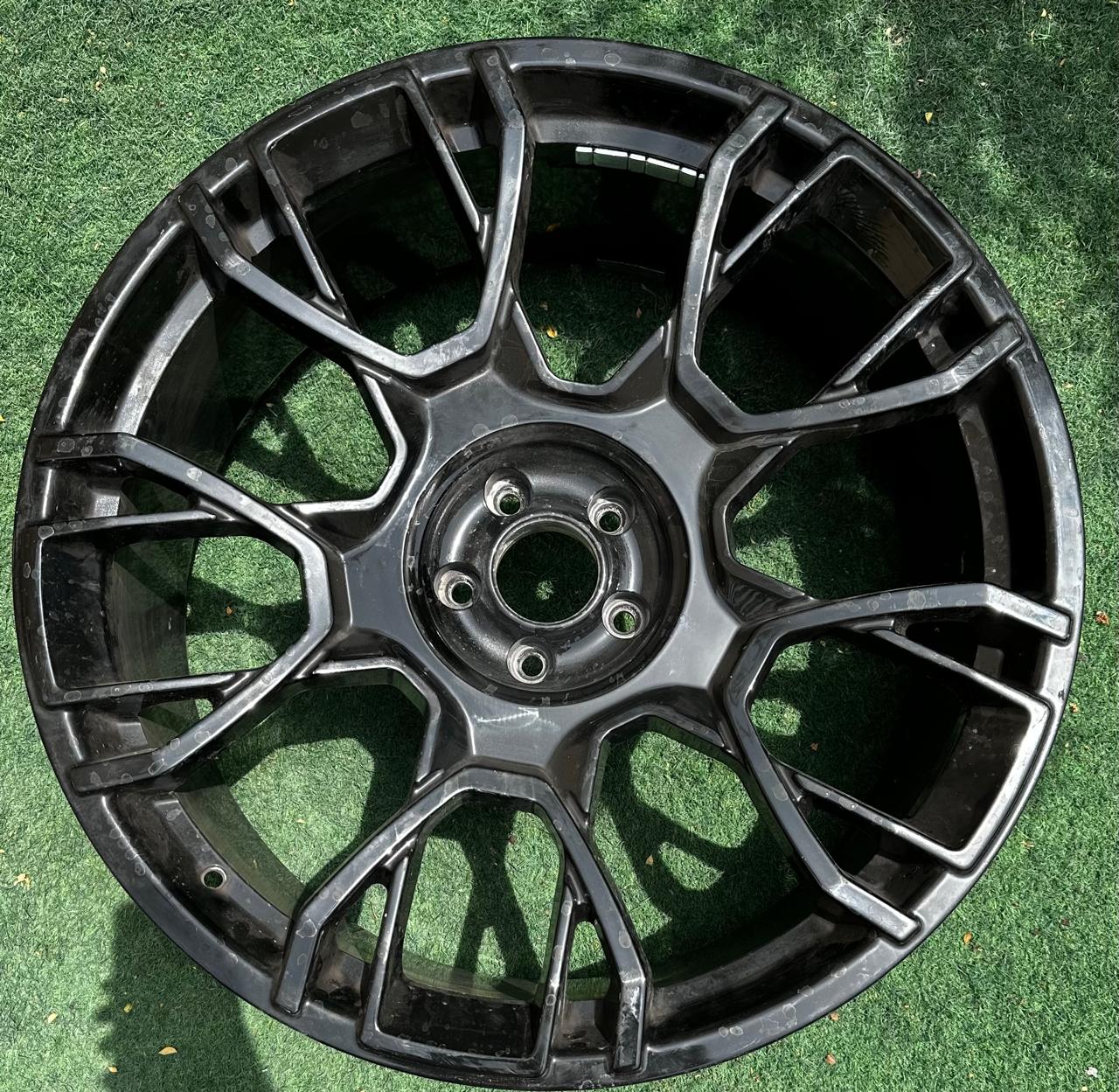 LUXURY ROLLS-ROYCE-STYLE RIMS – SET OF 4 for sale in Dubai, UAE – photo 3 of 4