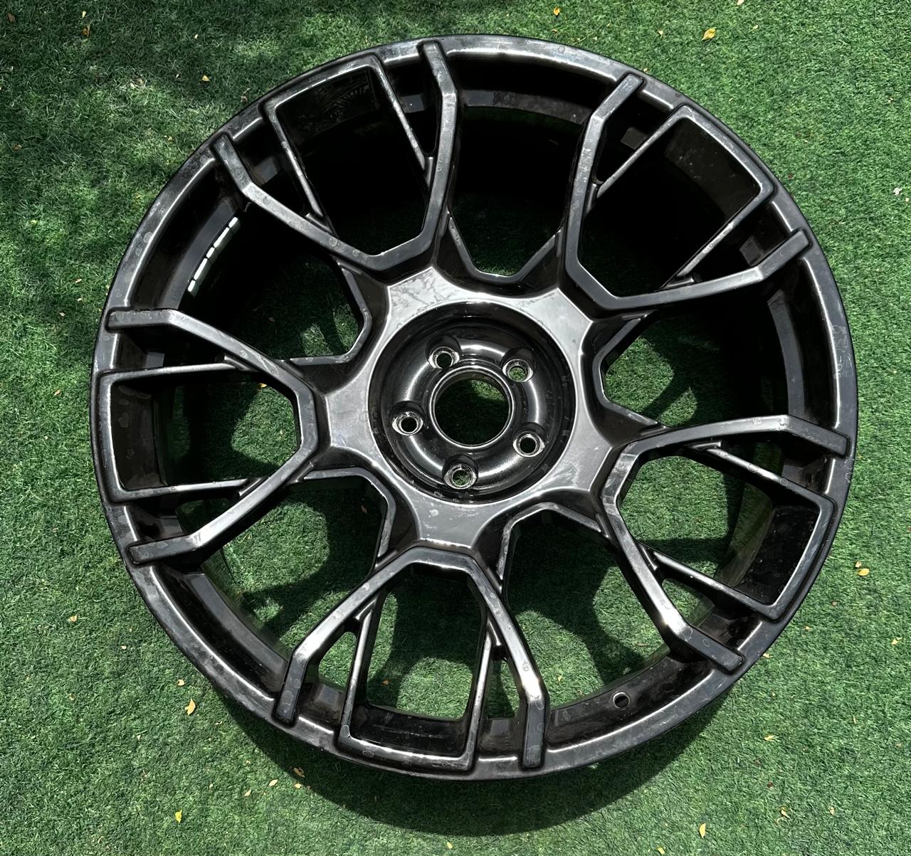 LUXURY ROLLS-ROYCE-STYLE RIMS – SET OF 4 for sale in Dubai, UAE – photo 4 of 4